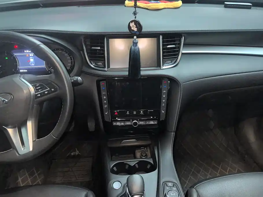 Infiniti QX50 — миниатюра 13