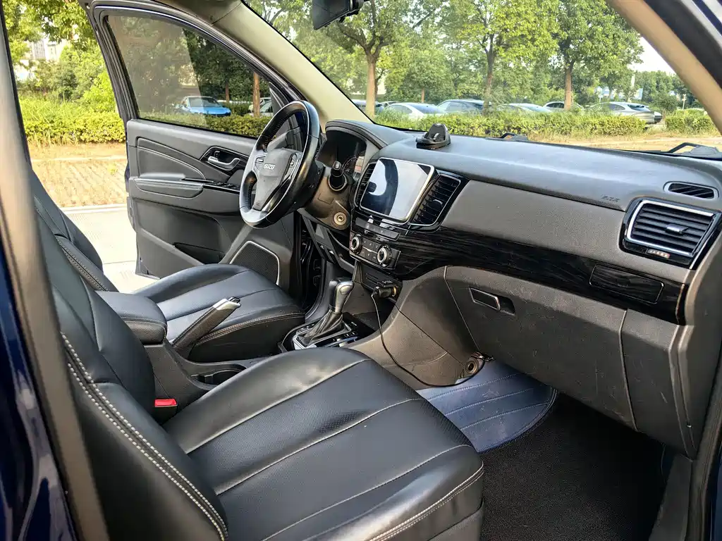 Isuzu Lingtuo — миниатюра 11