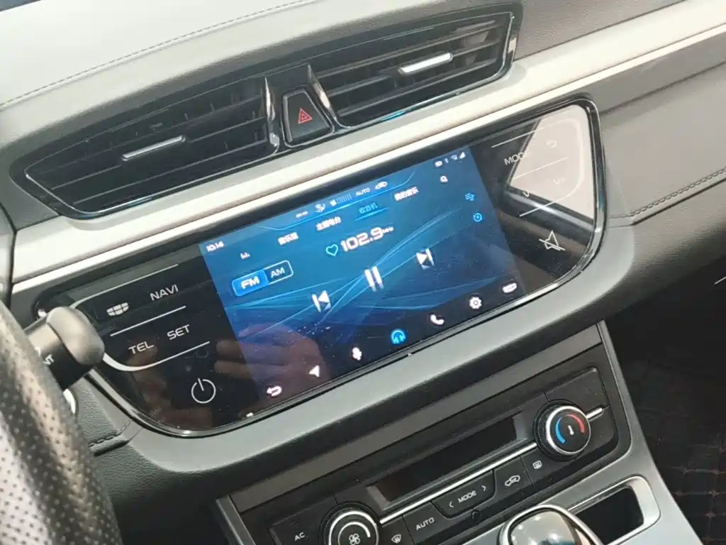 Geely Emgrand — миниатюра 13