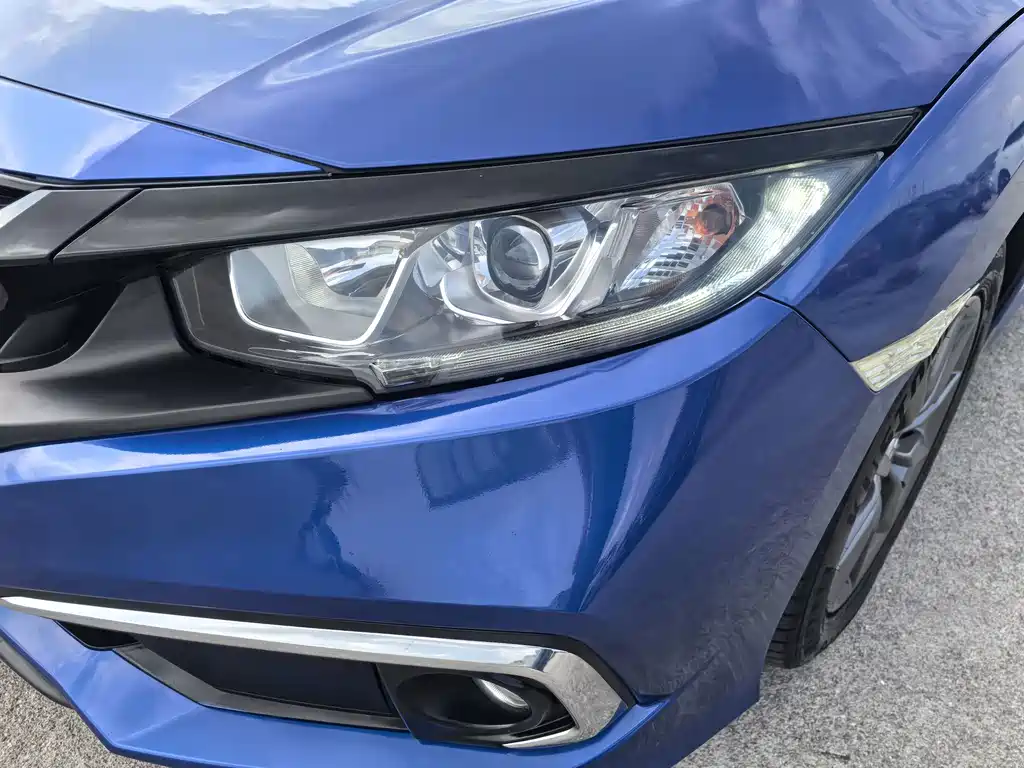 Honda Civic — миниатюра 15