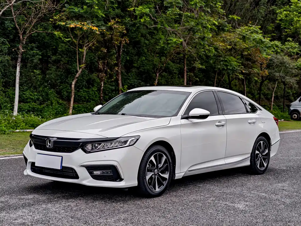 Купить Honda Inspire