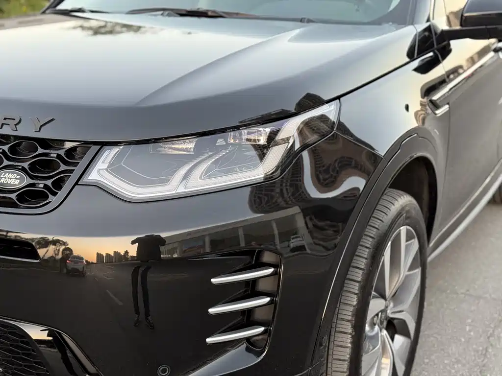 LAND ROVER DISCOVER SPORTS