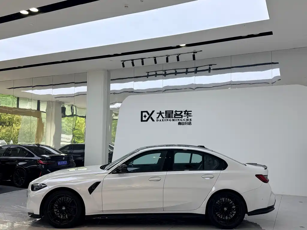 BMW M3 2023 M3