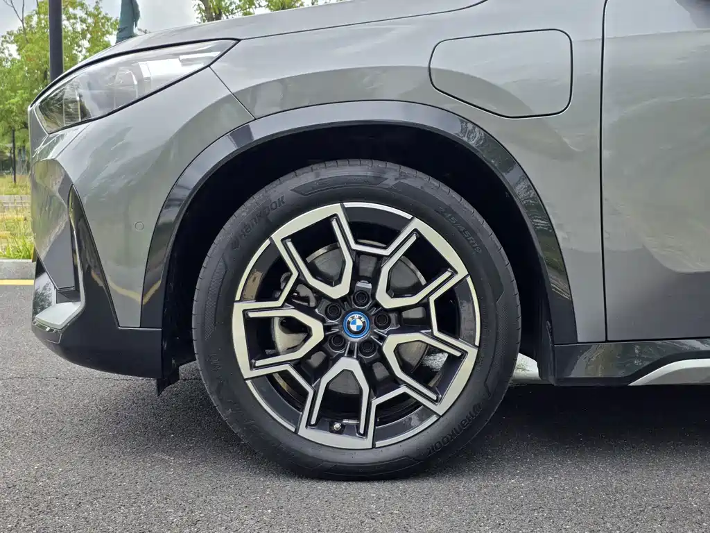BMW iX1 — миниатюра 24