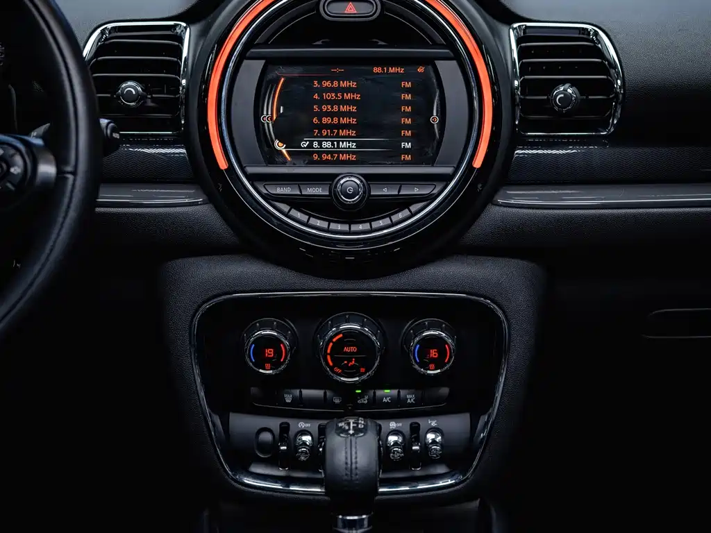 MINI Mini Clubman — миниатюра 17