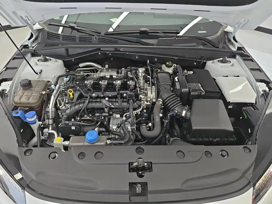 Changan Eado — миниатюра 9