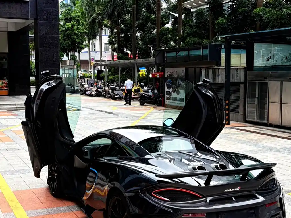 McLaren 570 — миниатюра 5