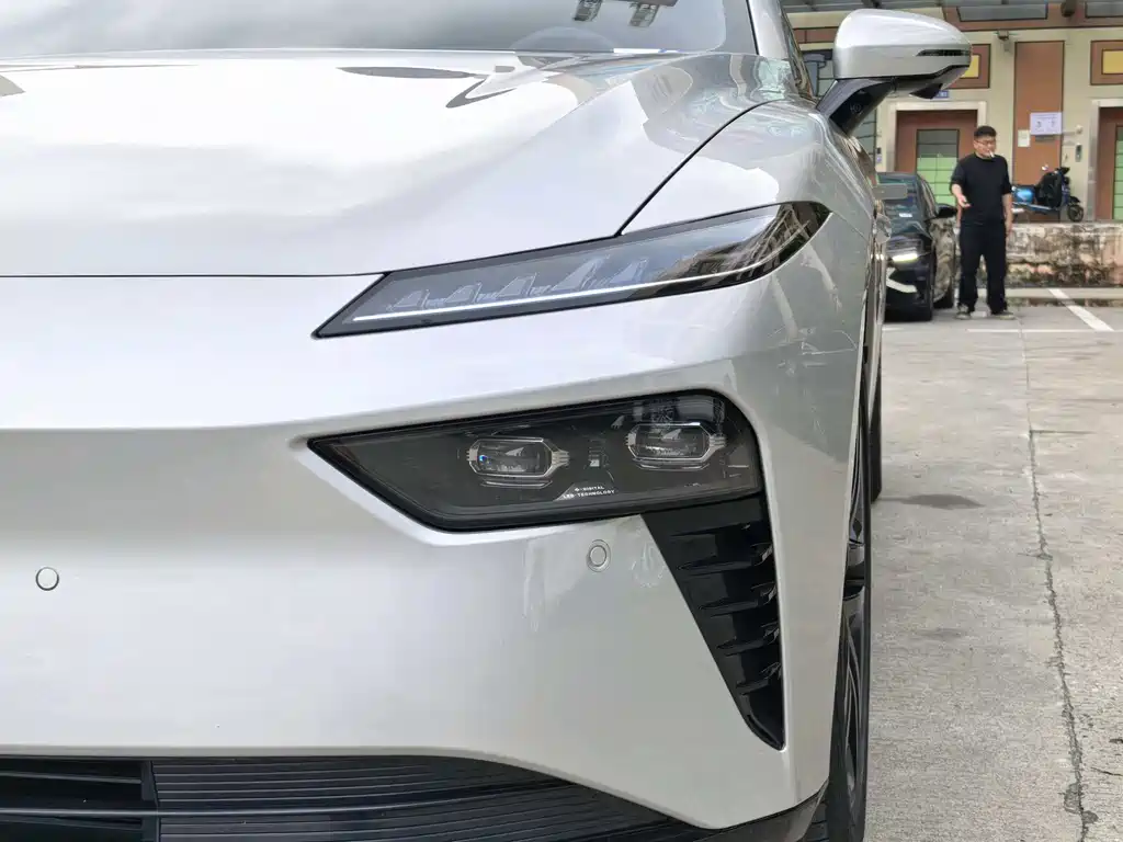Dongfeng eπ007 2026 007+ 650 Ultra+