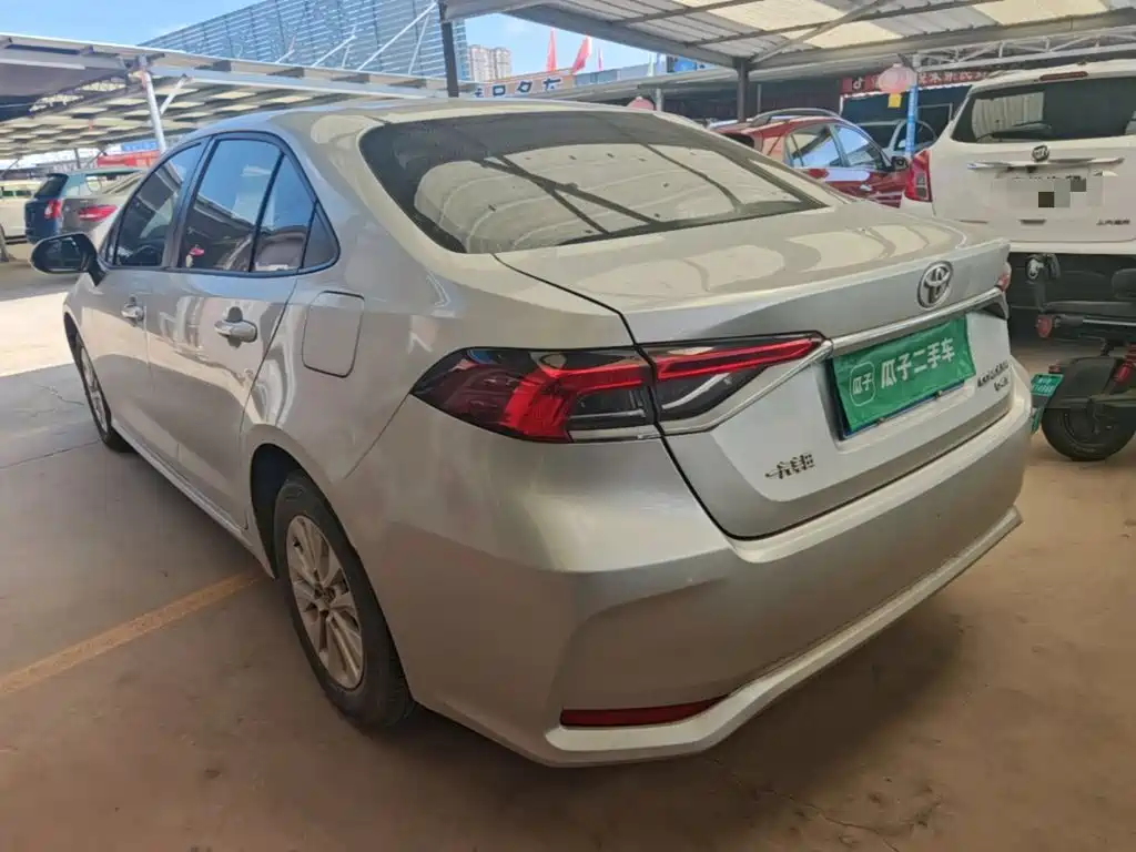 Toyota Corolla — миниатюра 5