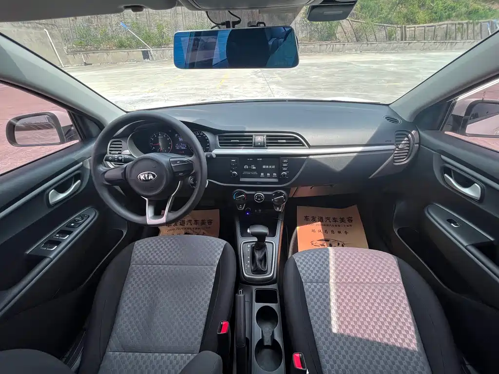 Kia K2 — миниатюра 12