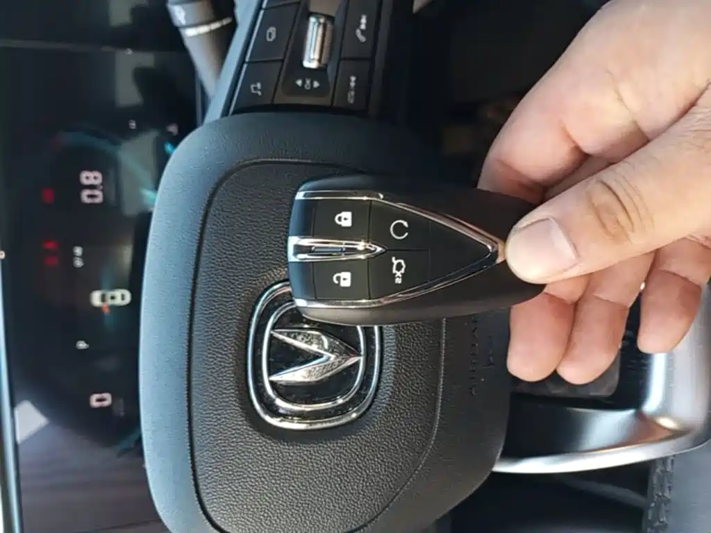 Changan Eado — миниатюра 9