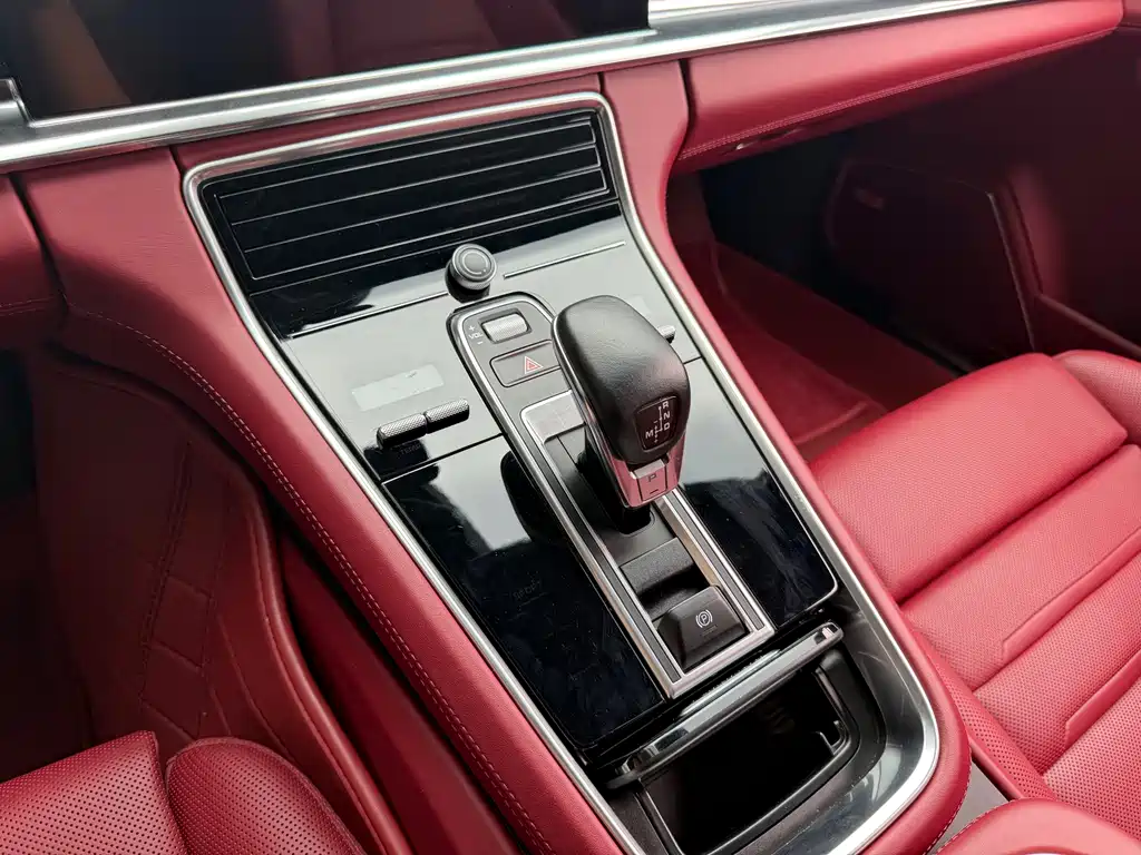 Porsche Panamera — миниатюра 9