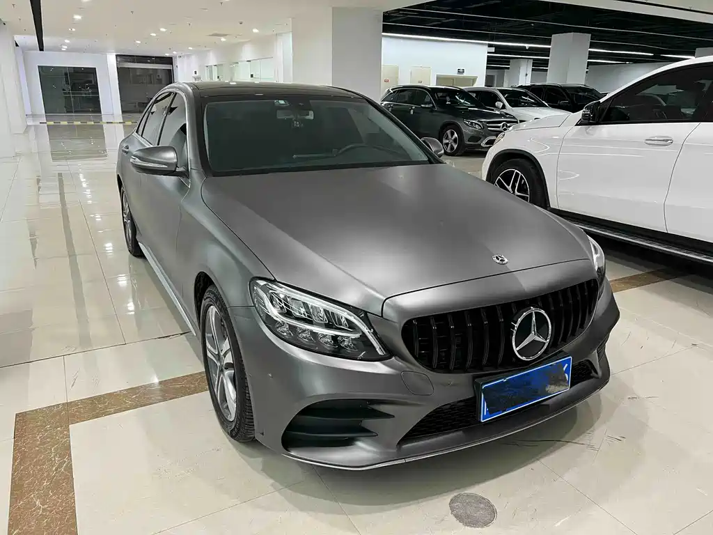 Mercedes-Benz C-Class — миниатюра 2