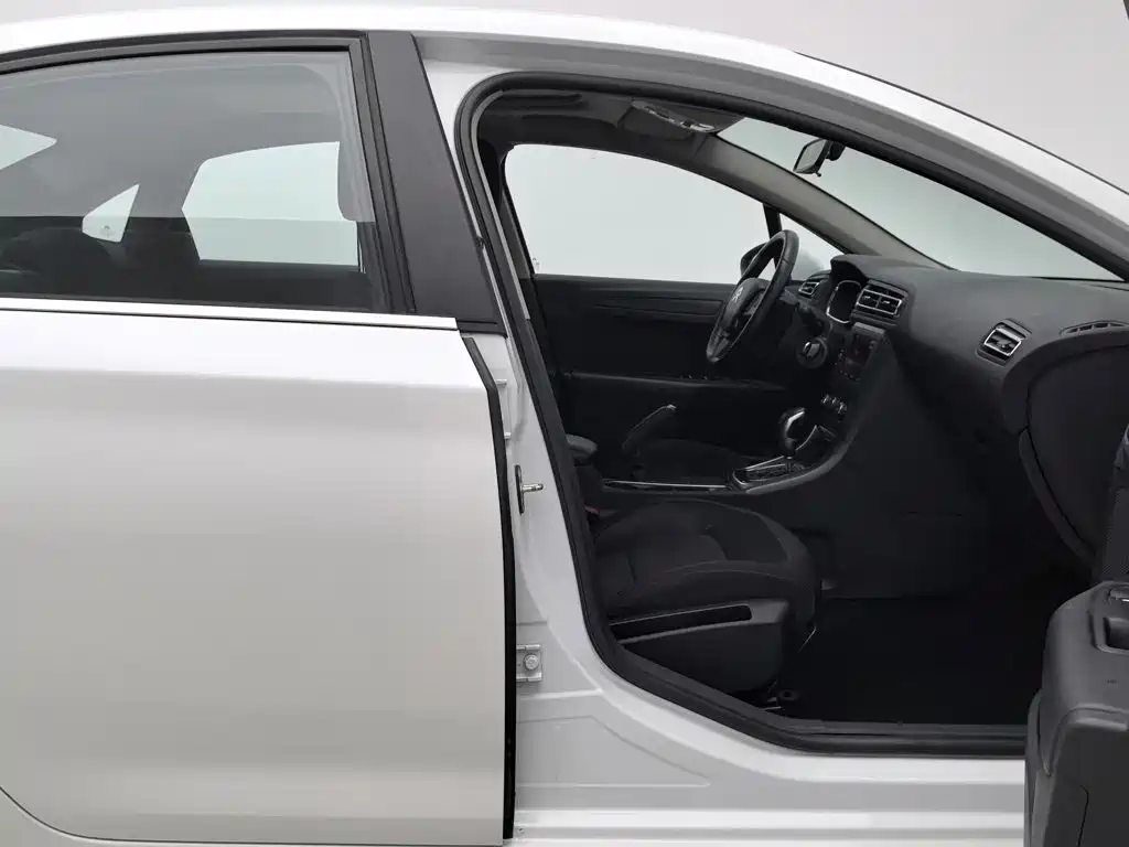 Citroen C4 — миниатюра 23
