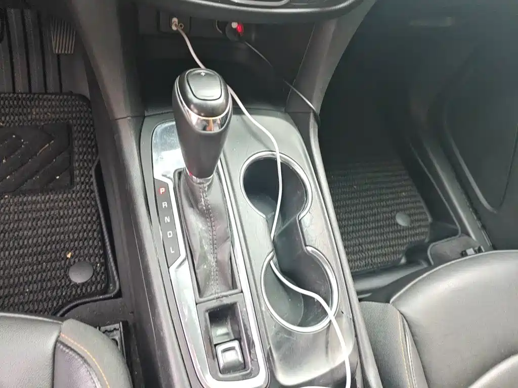 Chevrolet Equinox — миниатюра 10