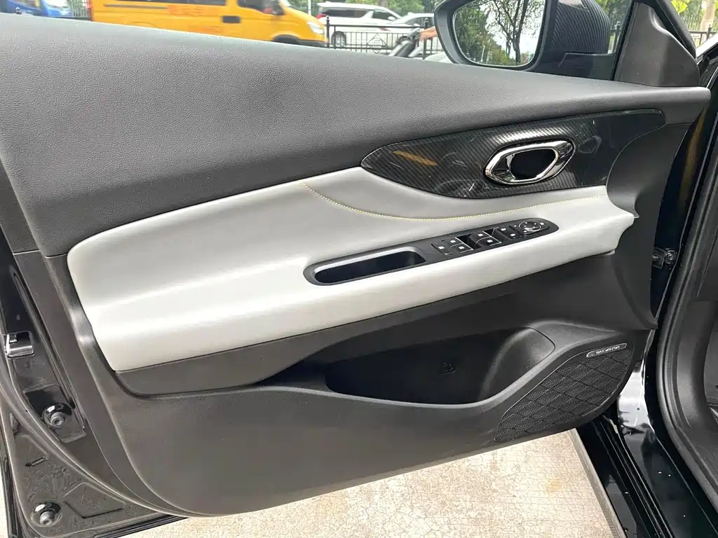 GAC Motor Shadow Leopard — миниатюра 4