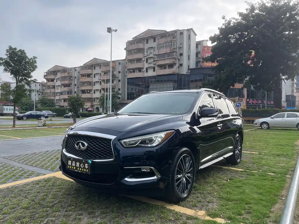 Infiniti QX60 (Import) — миниатюра 3