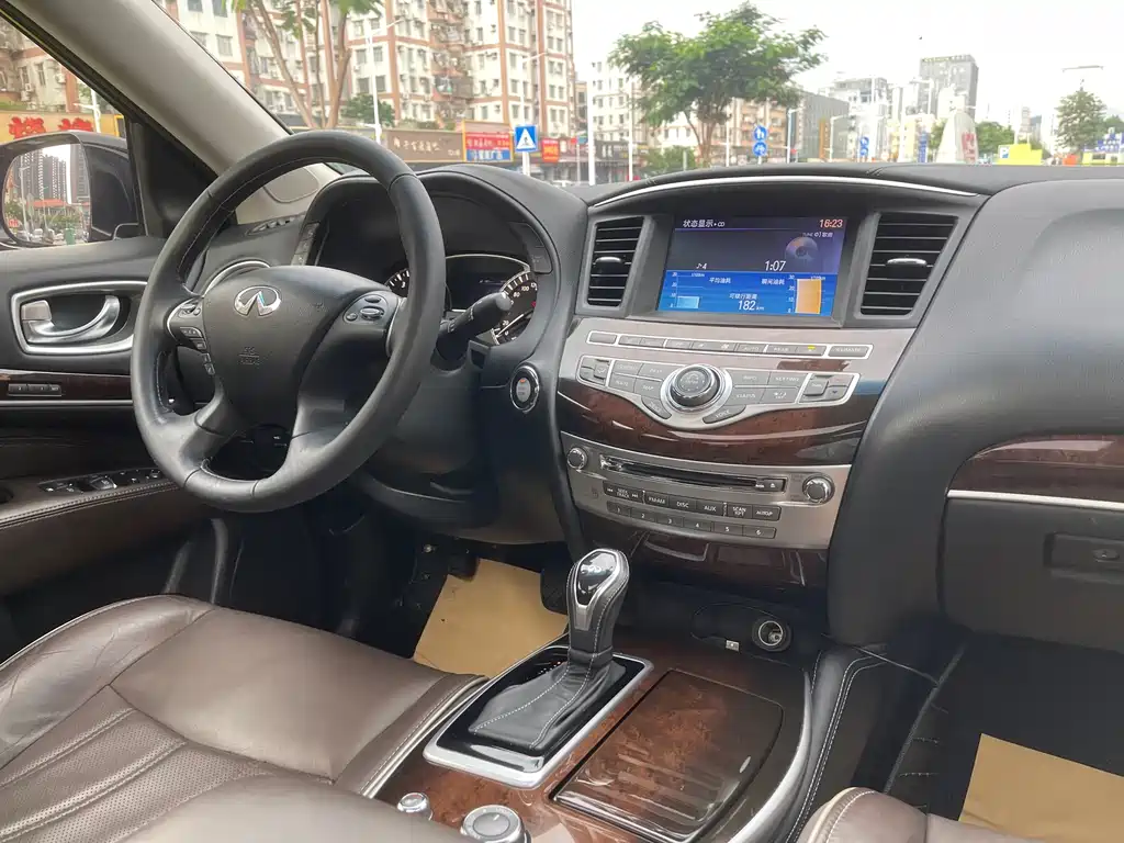 Infiniti QX60 (Import) — миниатюра 17