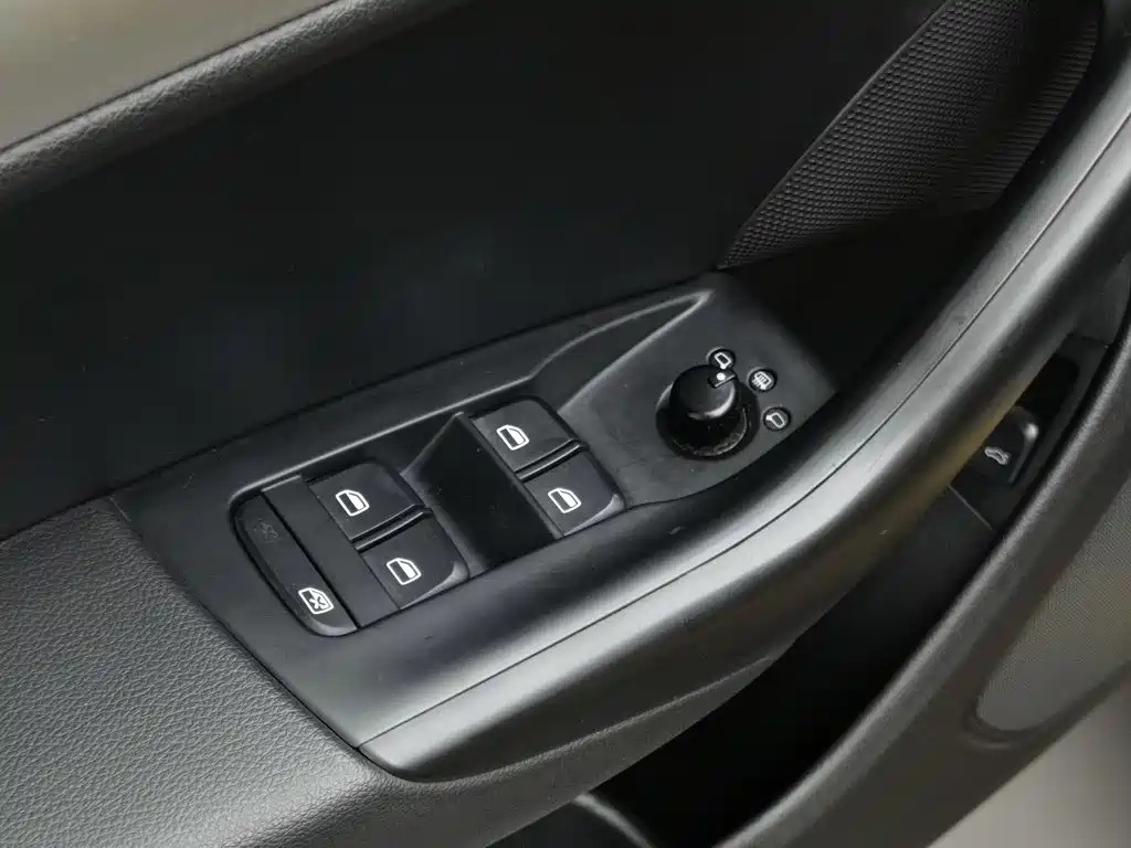 Audi Q3 — миниатюра 9