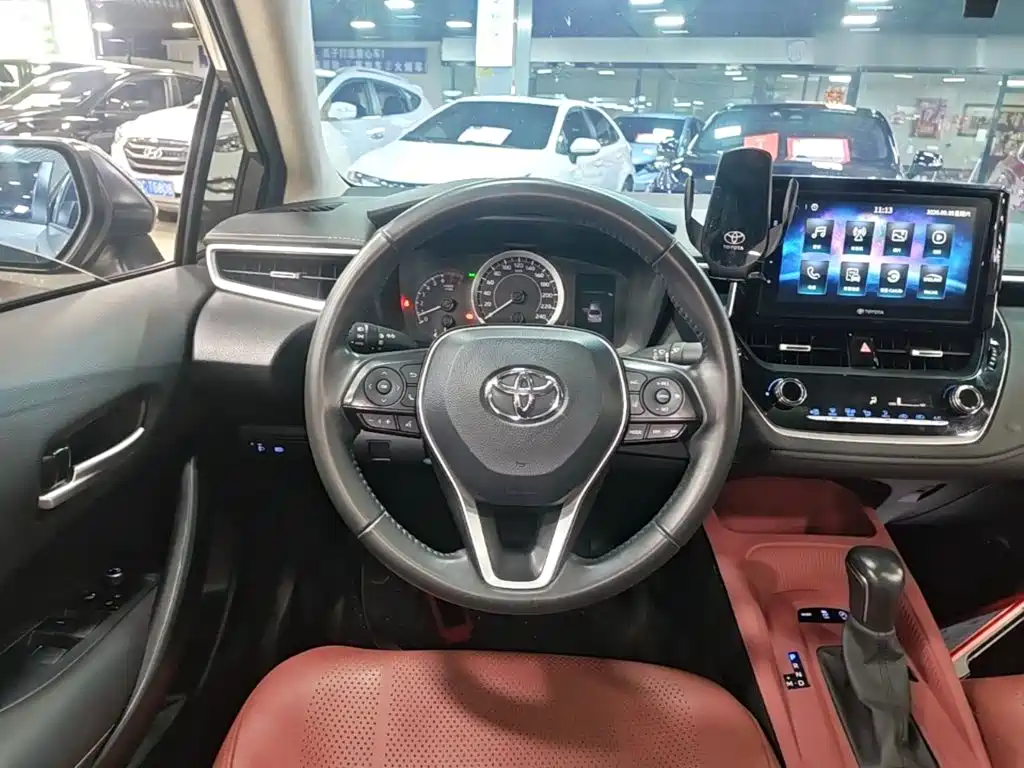 Toyota Corolla — миниатюра 11
