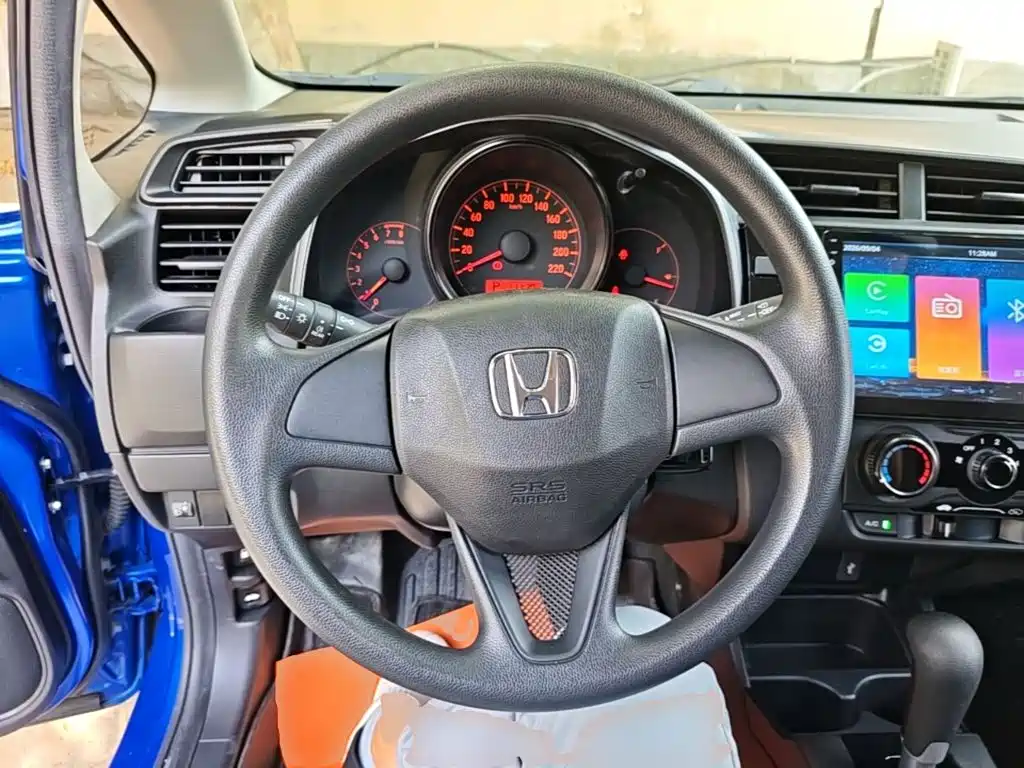 Honda Fit — миниатюра 11