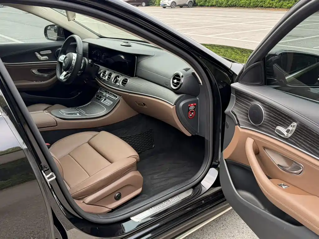 Mercedes-Benz E-Class — фотографии объявления, Фото 12