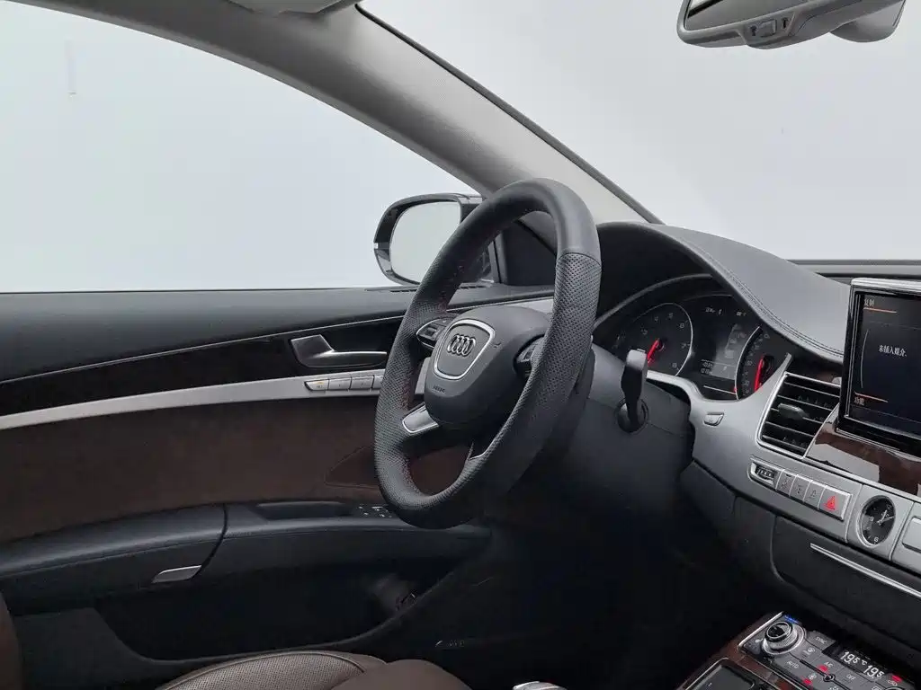 Audi A8 — миниатюра 22