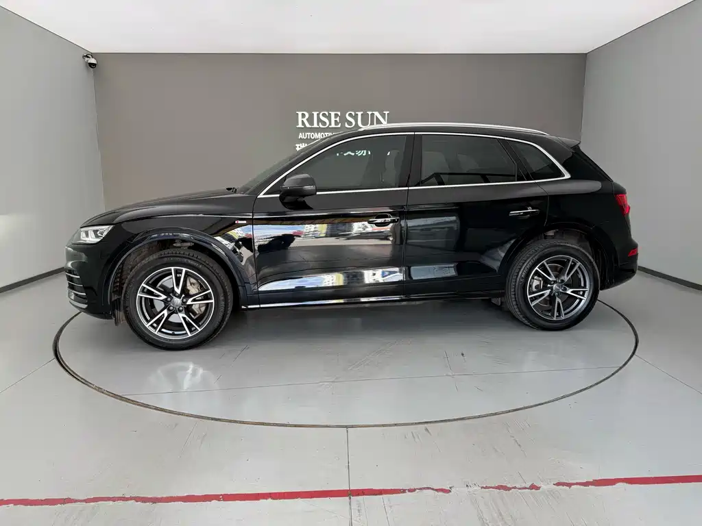 Audi Q5L 2020 40 TFSI Fashion