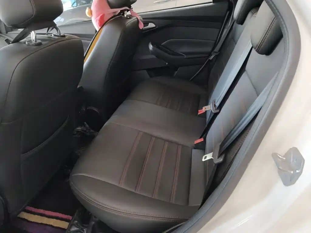 Ford Focus — миниатюра 17