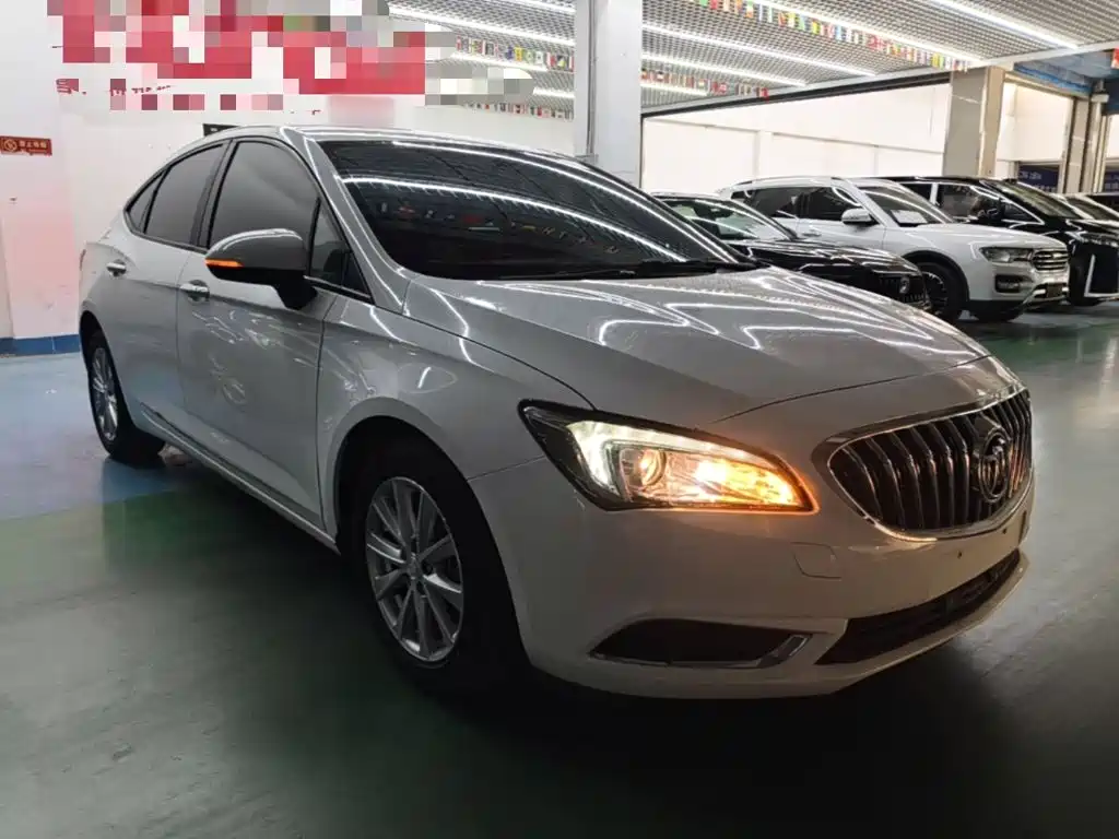 Buick Verano — миниатюра 4