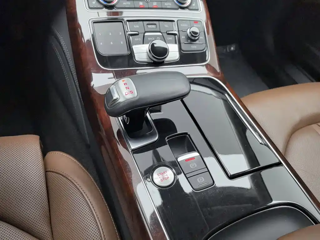 Audi A8 — миниатюра 13