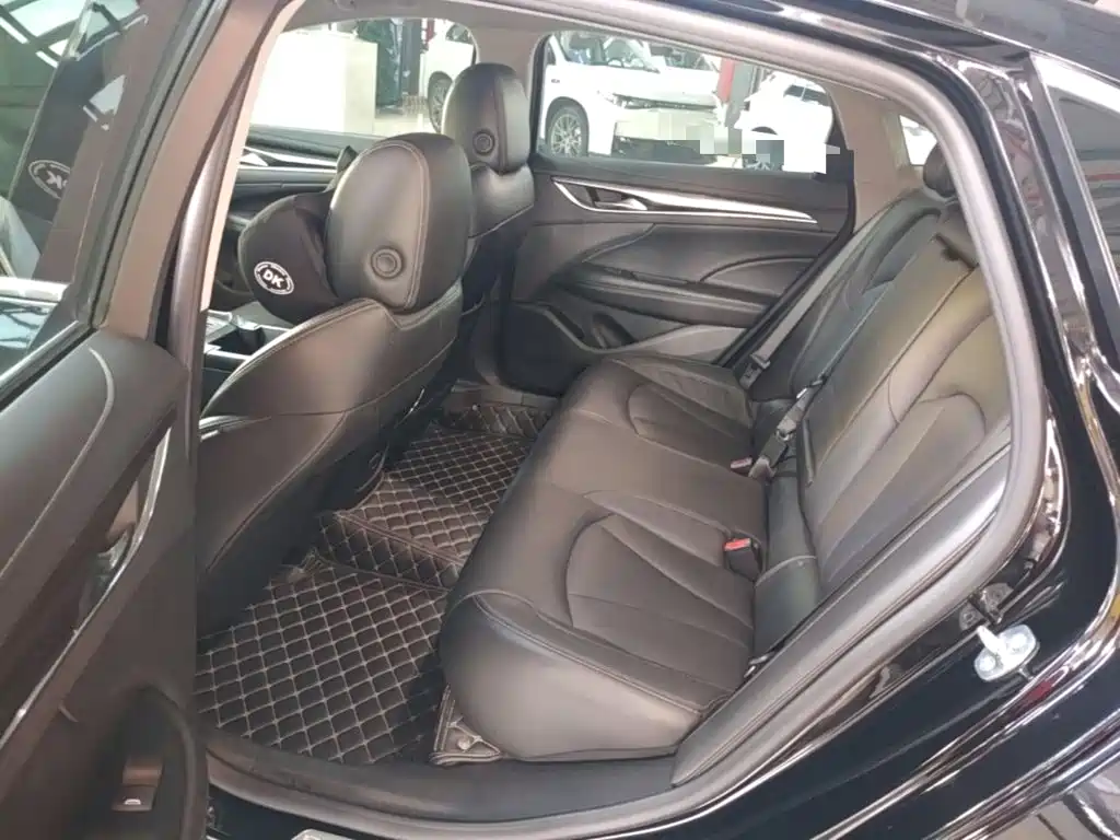 Buick LaCrosse — миниатюра 17