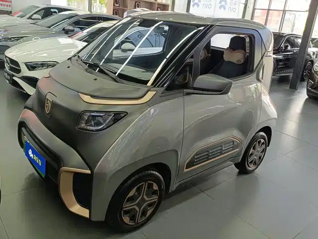 2018 SAIC E200