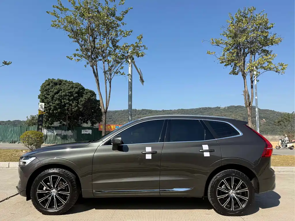 Volvo XC60 2021 T5 Luxury