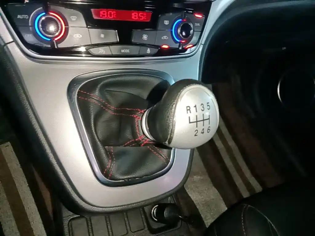 Haval M6 — миниатюра 14