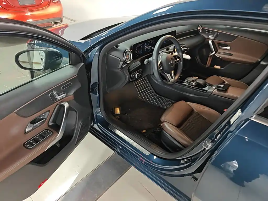Mercedes-Benz A-Class (Import) — миниатюра 16