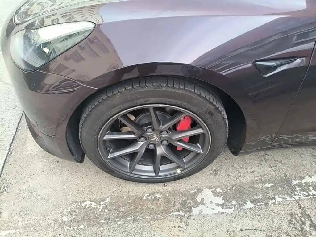 Tesla Model 3 — миниатюра 23