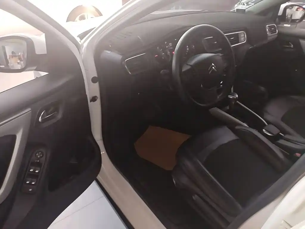 Citroen C3-XR — миниатюра 16