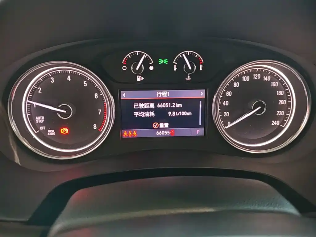 Buick LaCrosse — миниатюра 12