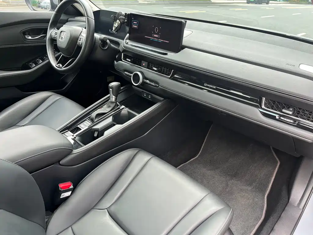Honda Inspire — миниатюра 12