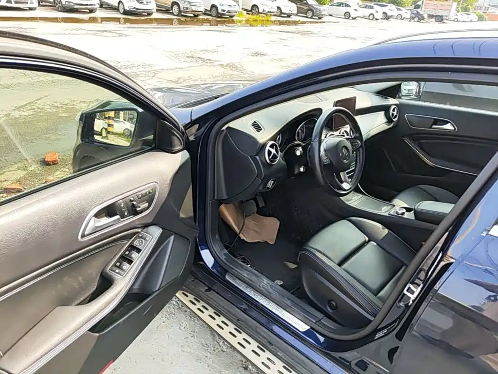 Mercedes-Benz GLA — миниатюра 16