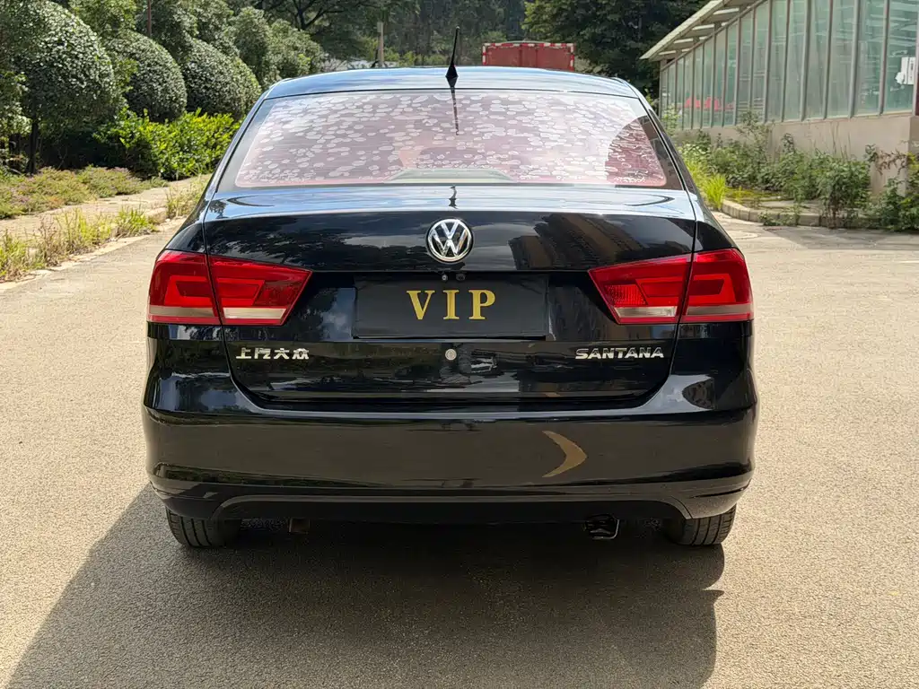 Volkswagen Santana — миниатюра 5