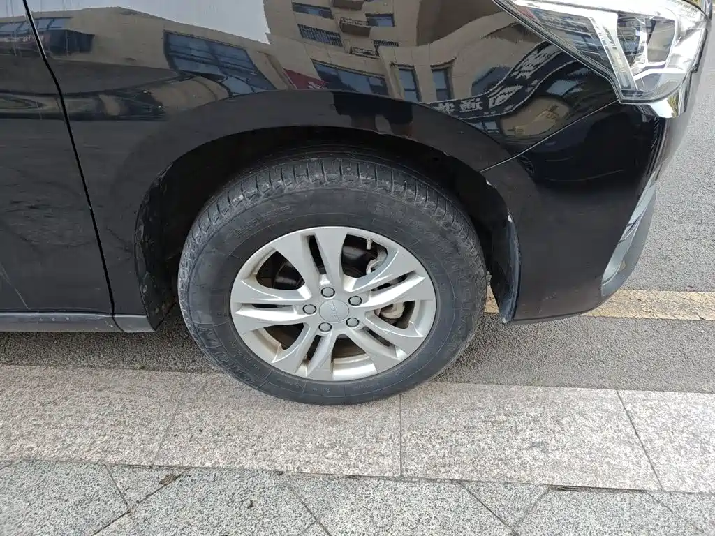 Haval M6 — миниатюра 8