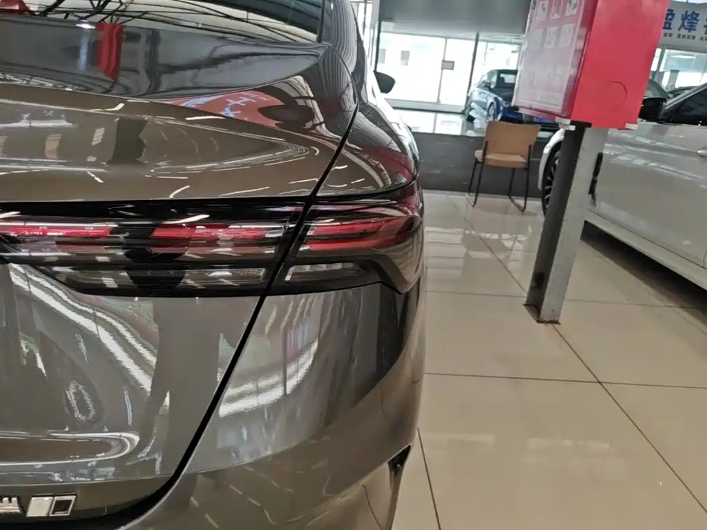 Geely Binrui — миниатюра 8