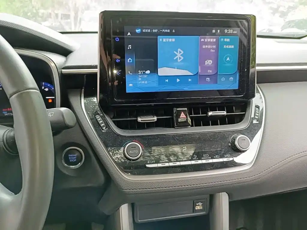 Toyota Corolla Cross — миниатюра 13
