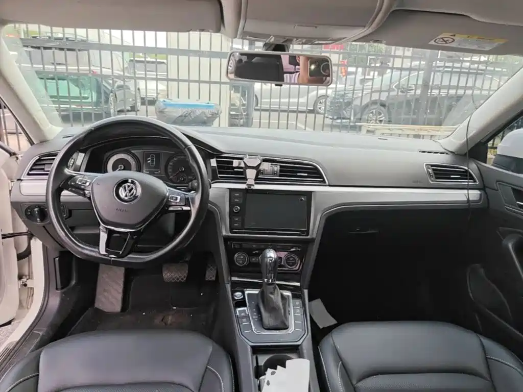 Volkswagen Lamando — миниатюра 10