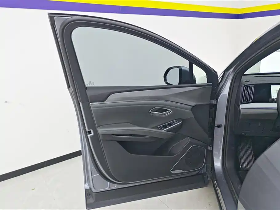 BYD Song L DM-i L DM-i 2025 Smart Drive 112km Lead