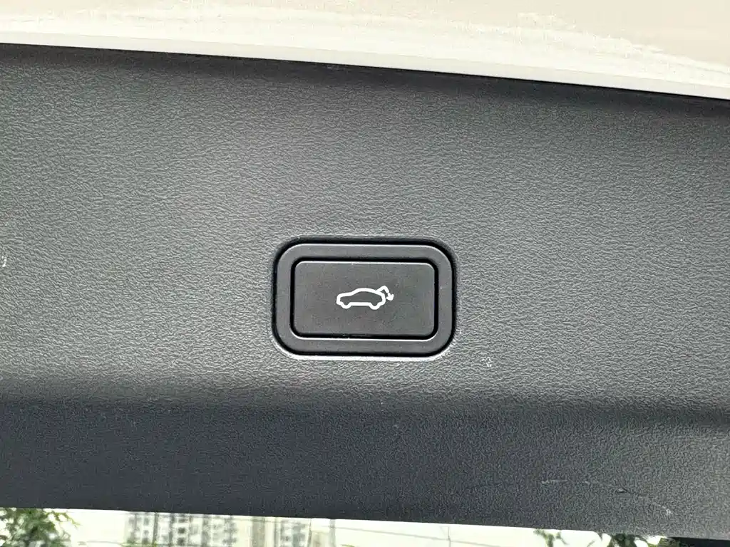 Geely Xingyue L — миниатюра 29