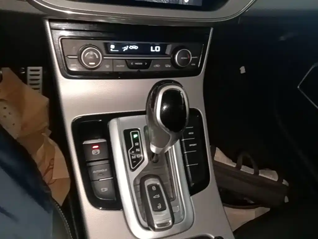 Geely Emgrand GS — миниатюра 14