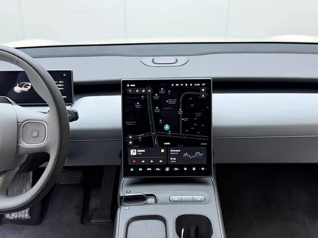 NIO ET5 — миниатюра 7